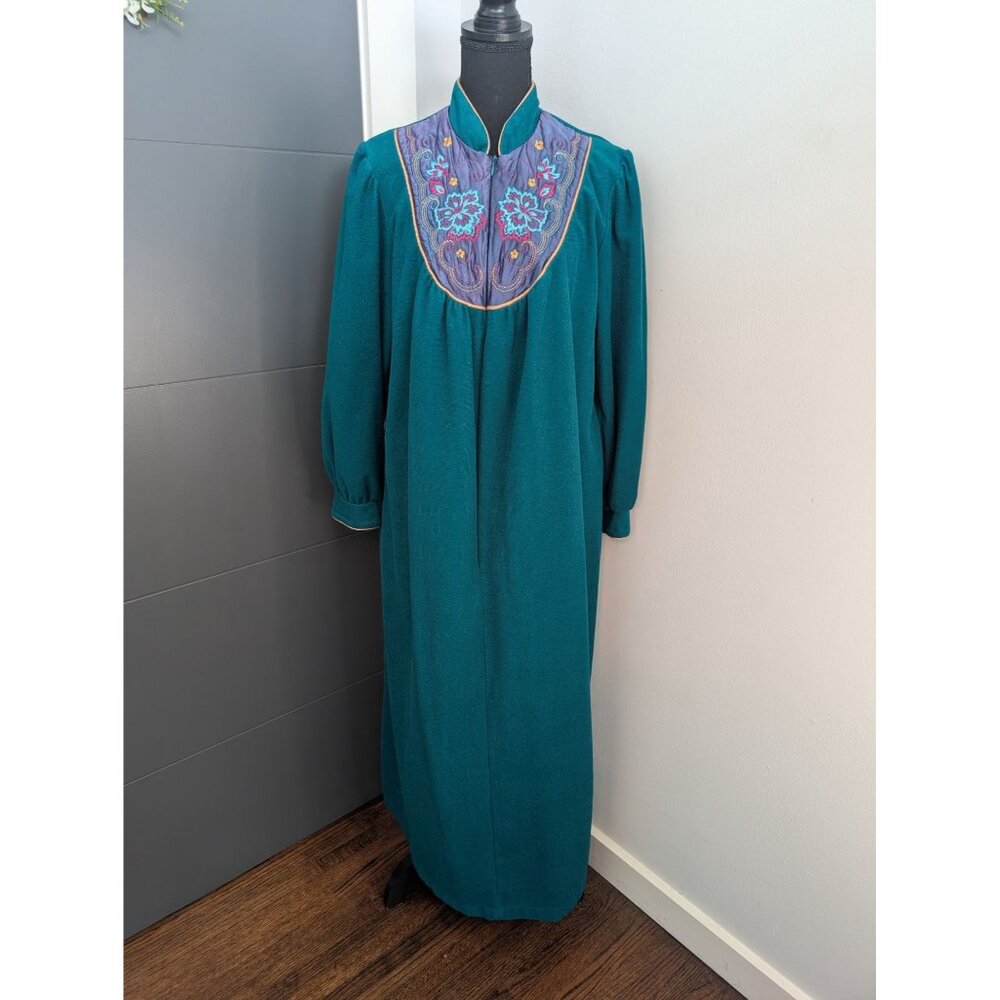 Vintage Teal Long-Sleeve House Dress Embroidered Floral Bodice & Mandarin Collar